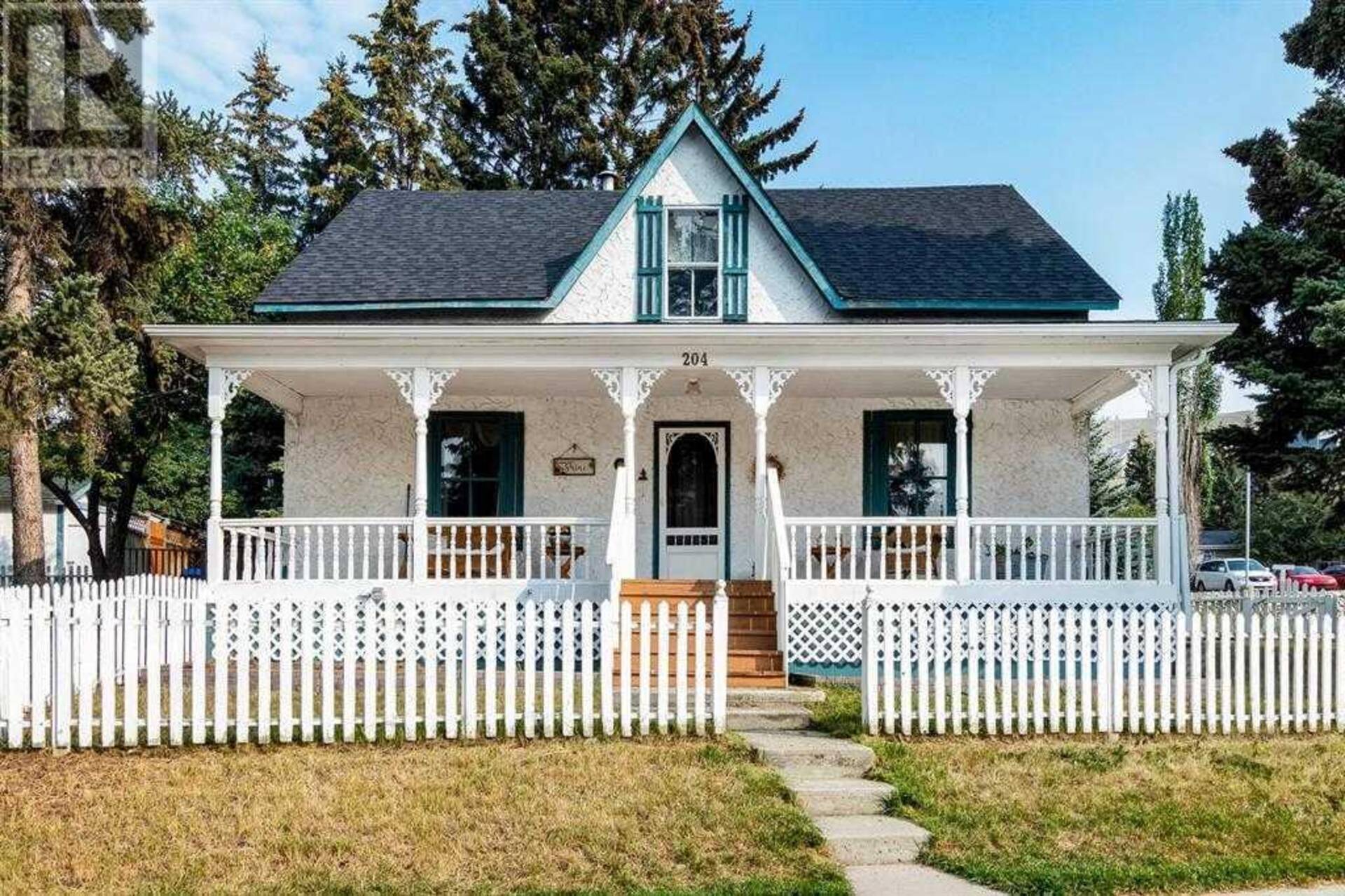 204 Baird Avenue Cochrane