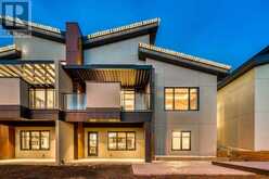 311 Elveden Court SW Calgary