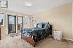 38 Woodbriar Place SW Calgary