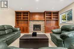 38 Woodbriar Place SW Calgary