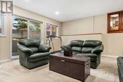 38 Woodbriar Place SW Calgary