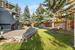 38 Woodbriar Place SW Calgary