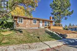 304 Huntbourne Hill NE Calgary