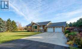 1508 Township Road 302 Rural Mountain View