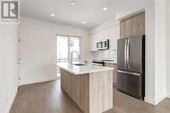 442 210 Avenue SW Calgary