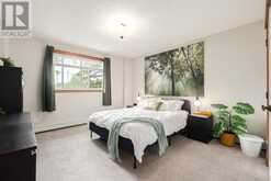 212, 315 50 Avenue SW Calgary