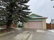 220 Edforth Place NW Calgary