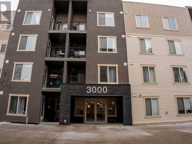 3205, 403 Mackenzie Way SW Airdrie Alberta