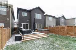 217 Lucas Crescent NW Calgary