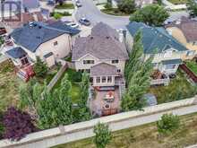 82 Everwillow Close SW Calgary