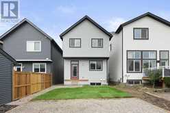 36 Heirloom Crescent SE Calgary