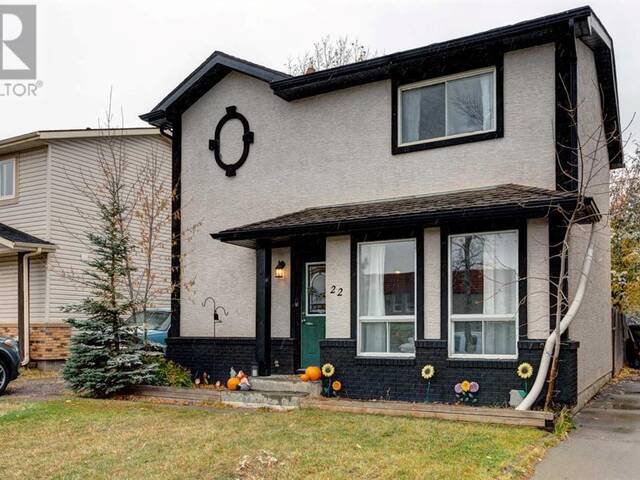 22 Hunters Gate Okotoks Alberta