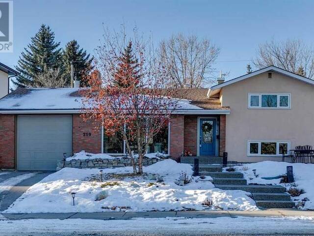 219 Wildwood Drive SW Calgary Alberta