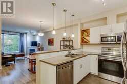 215, 3600 15A Street SW Calgary