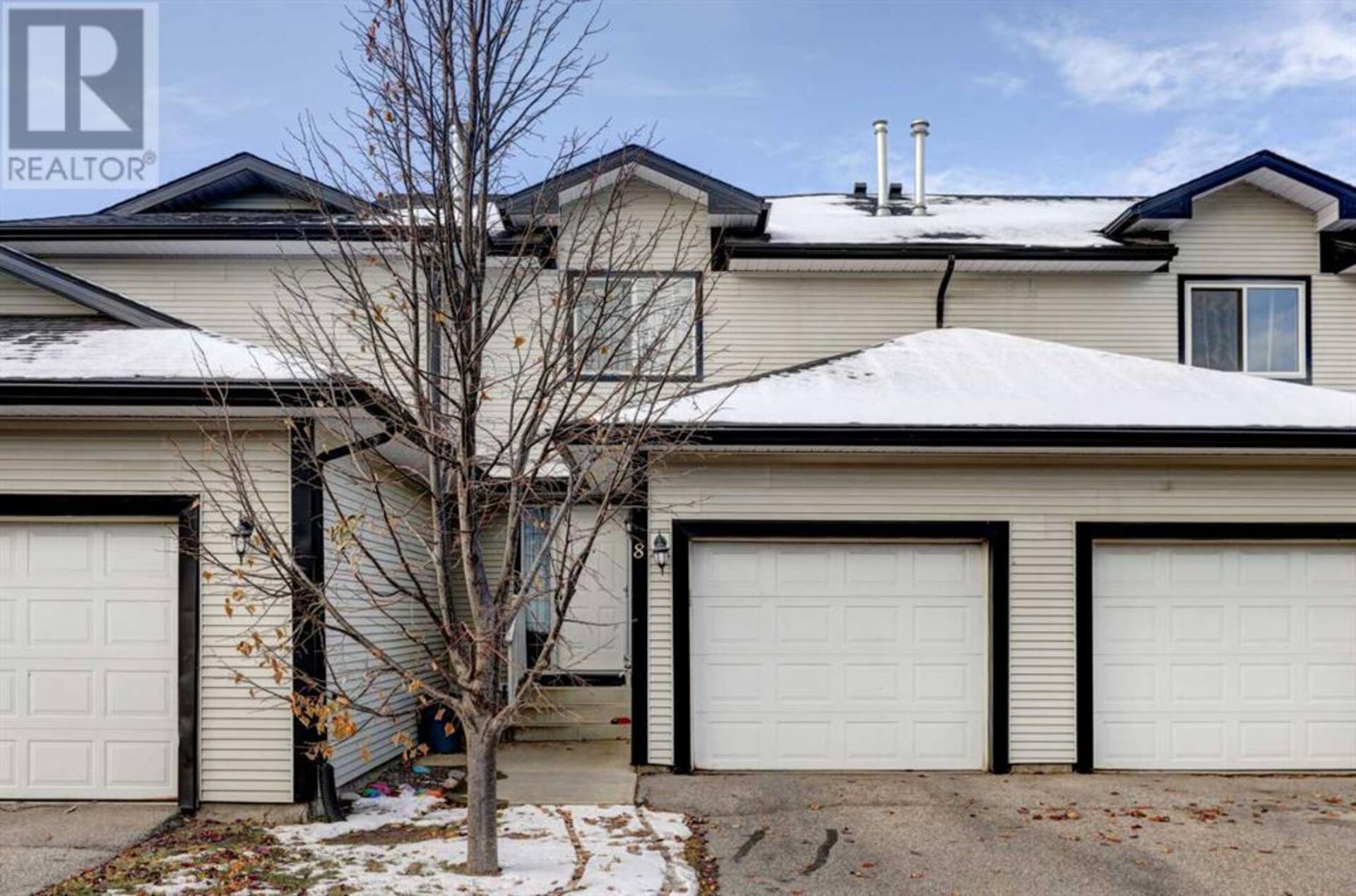 8, 12 Silver Creek Boulevard NW Airdrie