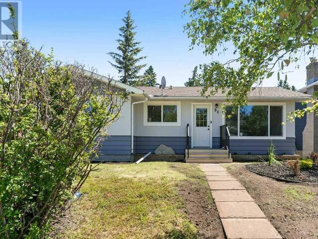 94 Haysboro Crescent SW Calgary