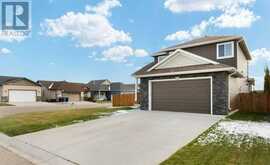 631 West Highland Crescent Carstairs