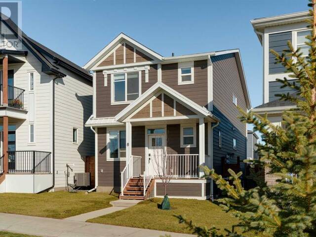 8 Royston Walk NW Calgary