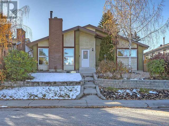 427 Cedarpark Drive SW Calgary