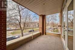 4205, 24 Hemlock Crescent SW Calgary