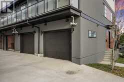 3398 8 Avenue SW Calgary