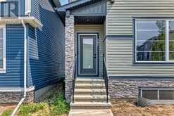 22 Amblehurst Way NW Calgary