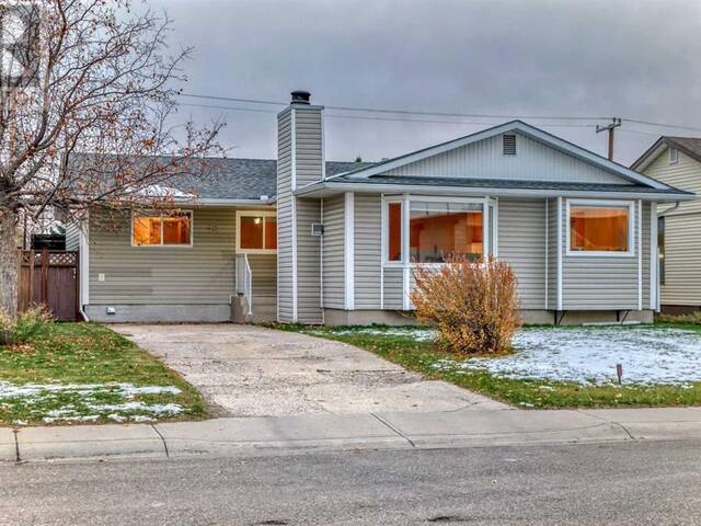 421 1 Avenue SE Airdrie Alberta