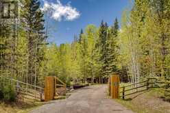 231245 Range Road 54 Bragg Creek