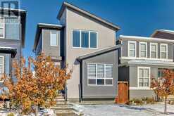 148 Howse Avenue NE Calgary