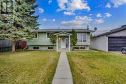 515 Queensland Circle SE Calgary