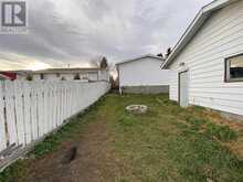 27 Newlands Avenue Red Deer