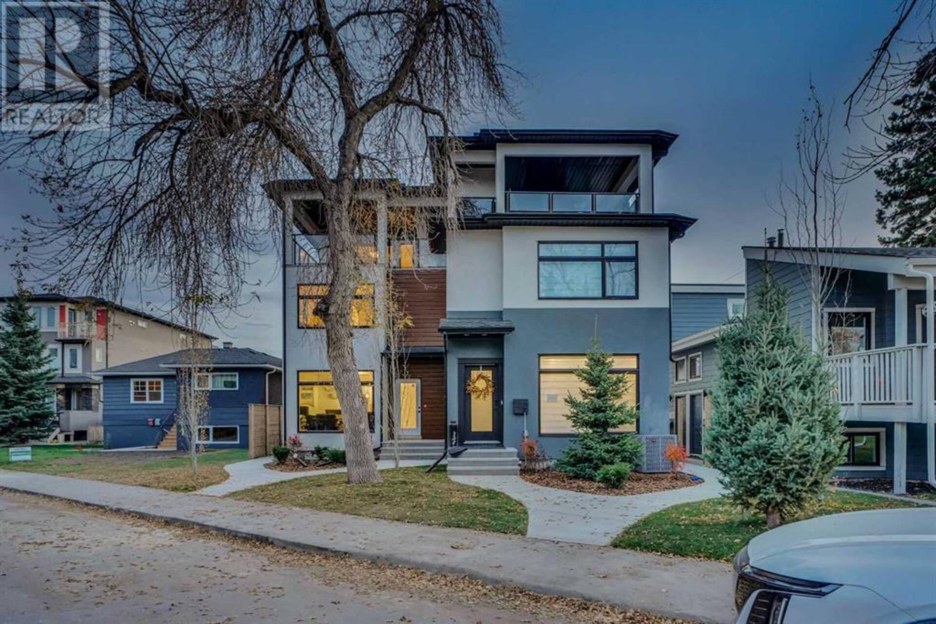 2, 2633 1 Avenue NW Calgary