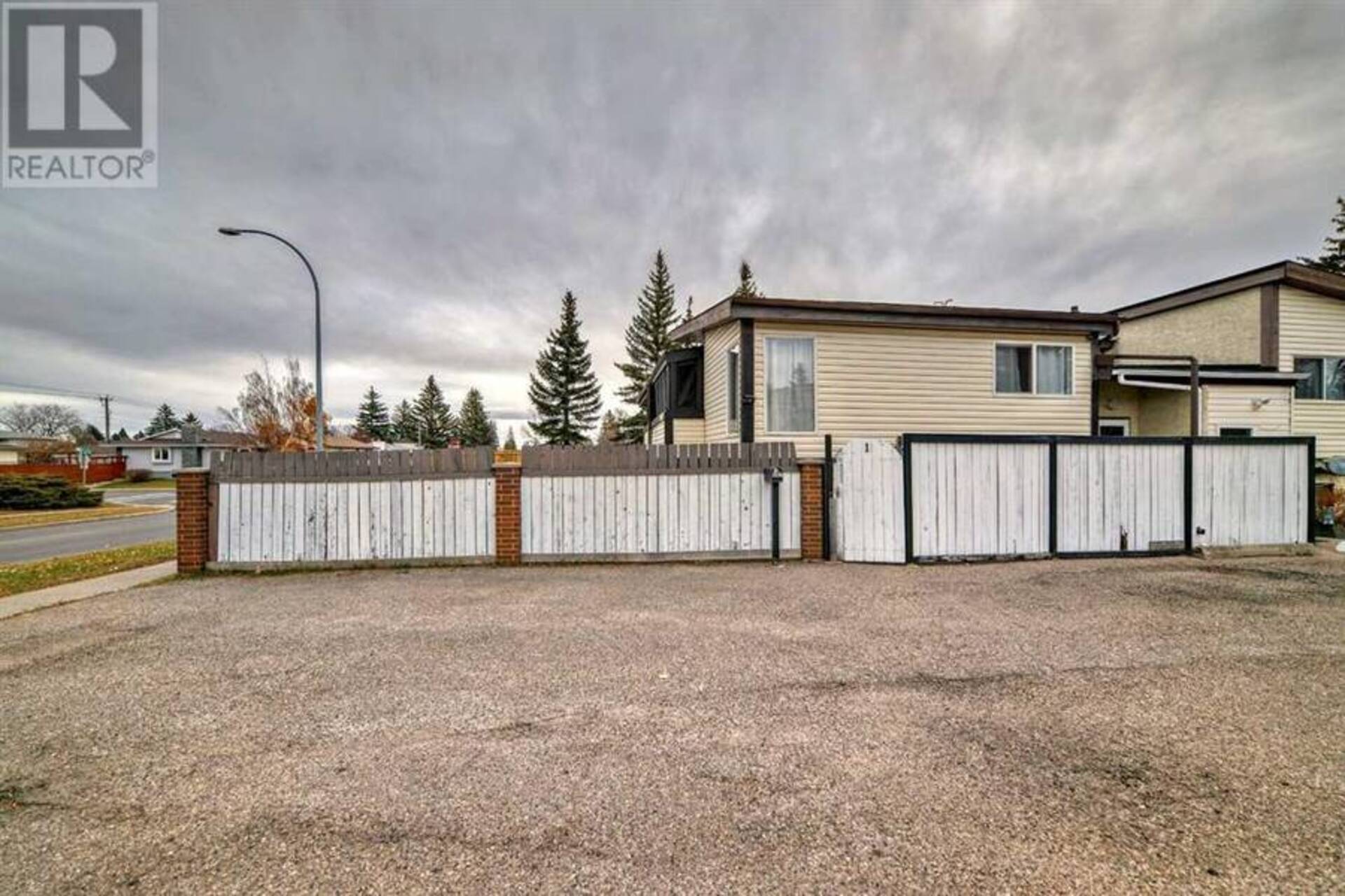 1, 4807 26 Avenue NE Calgary