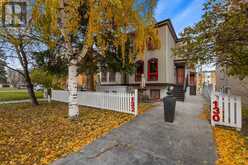 130 24 Avenue SW Calgary