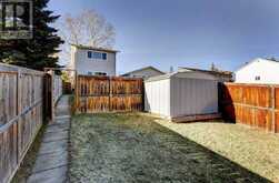 238 Woodmont Court SW Calgary