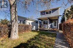 238 Woodmont Court SW Calgary