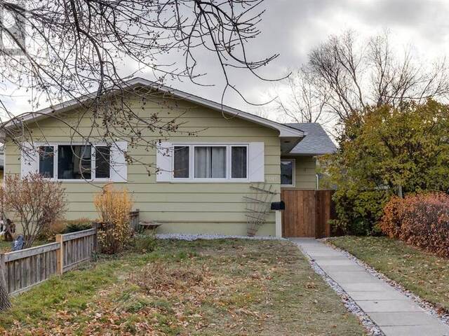 2015 46 Avenue SW Calgary Alberta