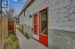 3723 7 Avenue NW Calgary