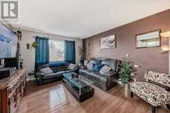 7803 34 Avenue NW Calgary