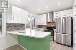 22, 10030 Oakmoor Way SW Calgary