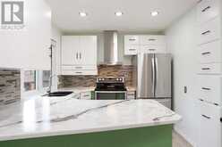 22, 10030 Oakmoor Way SW Calgary