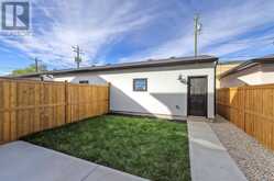 2528 4 Avenue NW Calgary