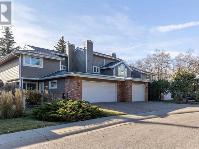 84 Woodmeadow Close SW Calgary Alberta