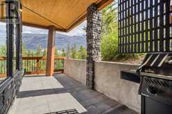 115, 106 Stewart Creek Rise Canmore