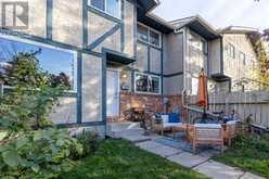 9N, 203 Lynnview Road SE Calgary