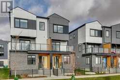 8542 19 Avenue SE Calgary