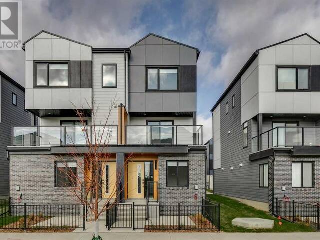 8542 19 Avenue SE Calgary