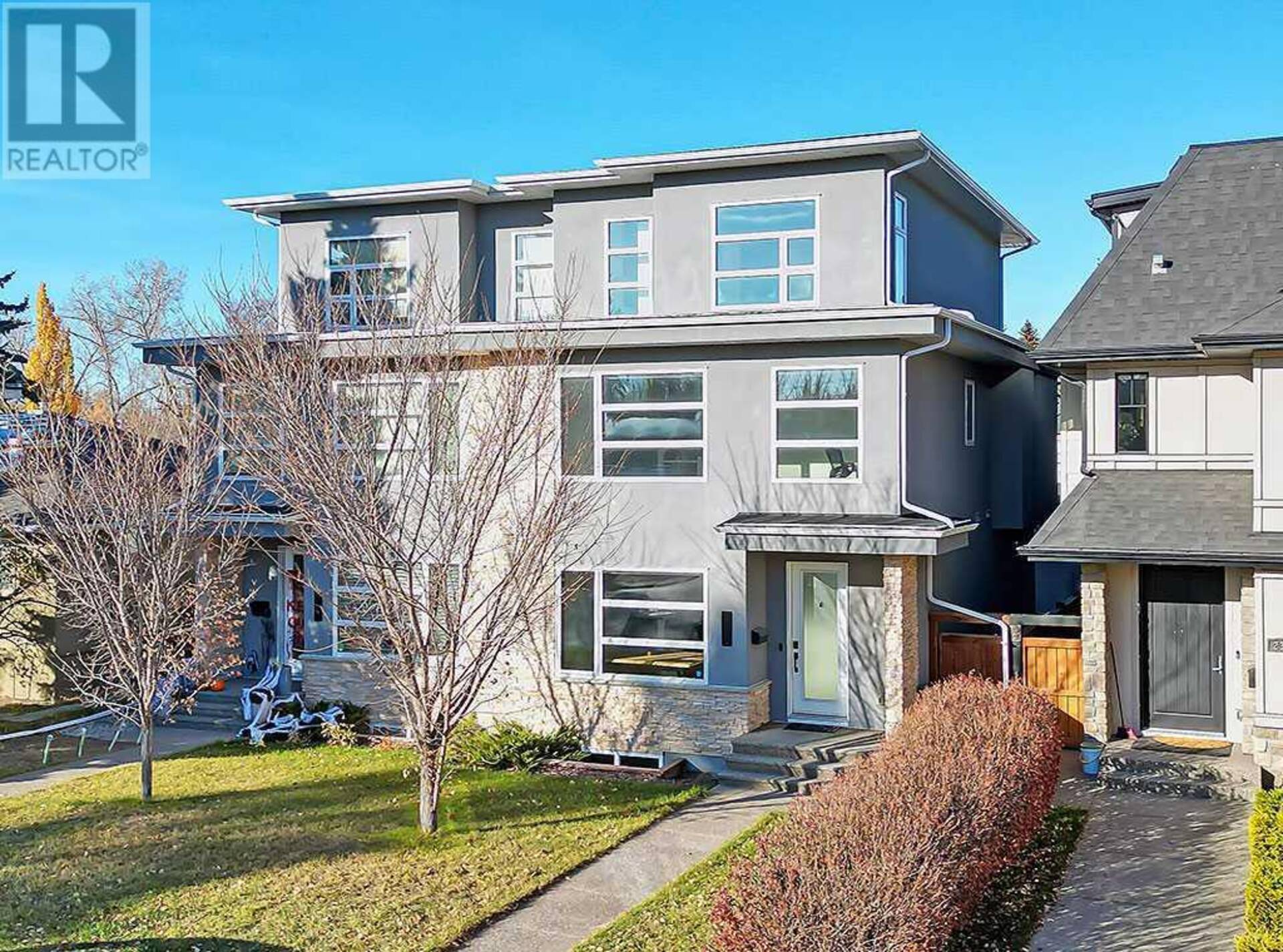 2322 24 Avenue SW Calgary