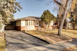 3935 Brooklyn Crescent NW Calgary