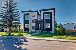 4635 22 Avenue NW Calgary